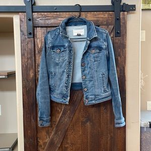 ANTHROPOLOGY Jean jacket size Small.
